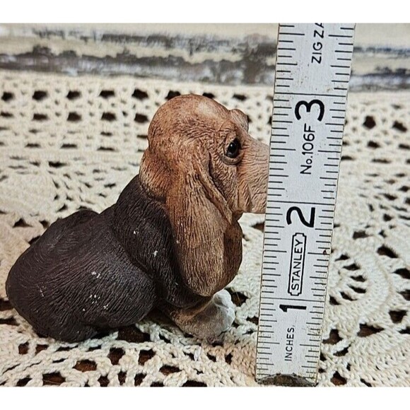 Pair of Stone Critters Basset Hound Dog Figurines Signed Miller 1984 and 1985 - Picture 11 of 12